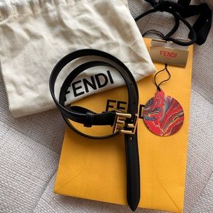 ✨ SOLD ✨ Fendi FF belt Size 70